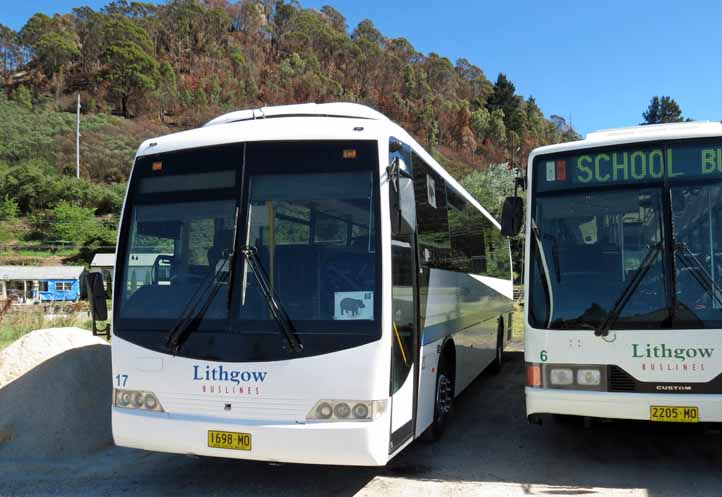 Lithgow Mercedes OH1830L Mills Tui Orbit 17